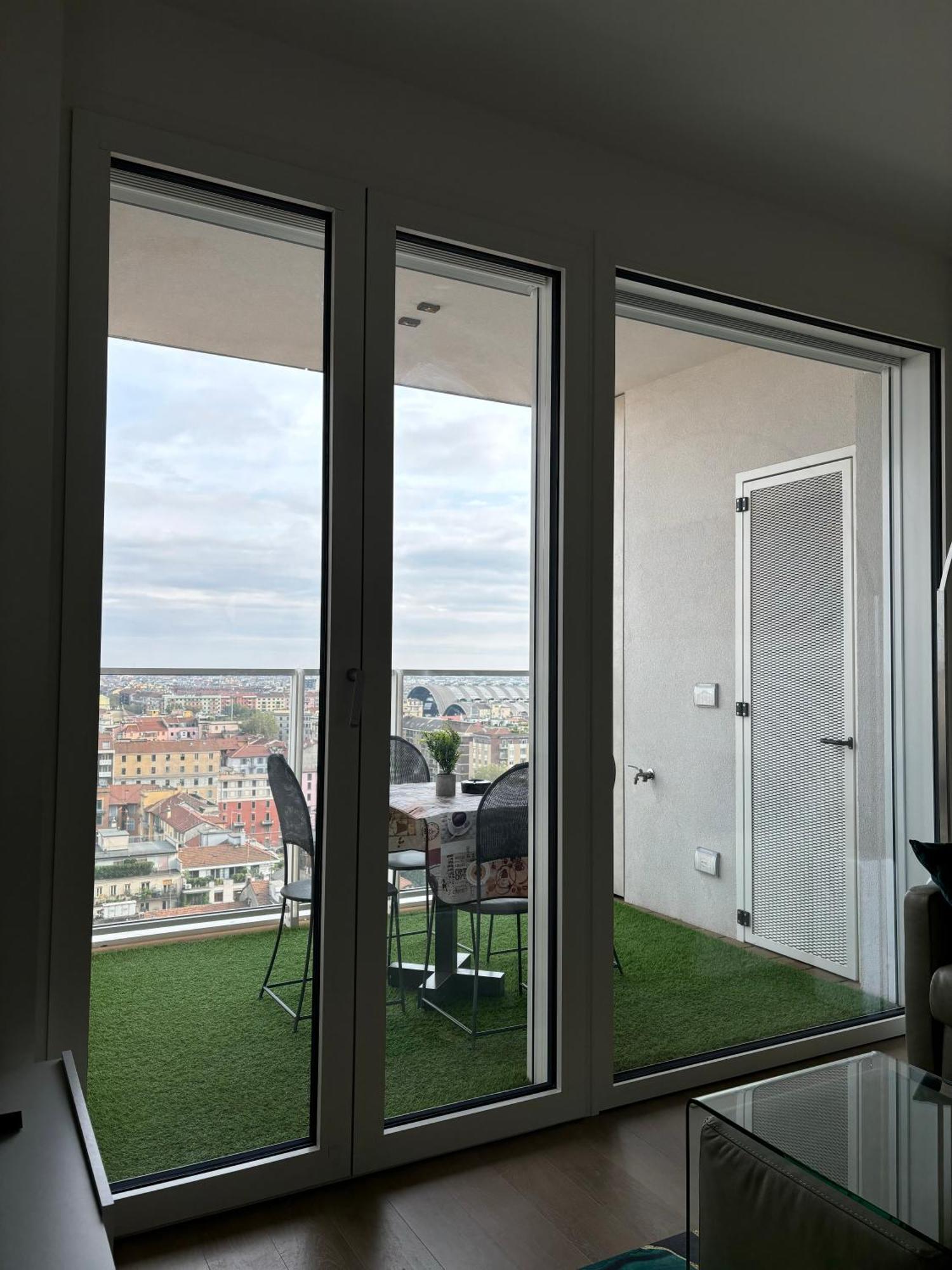 Torre Milano Skyview Suite Gym Pool & Rooftop Kültér fotó
